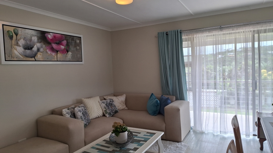 6 Bedroom Property for Sale in Gonubie Eastern Cape
